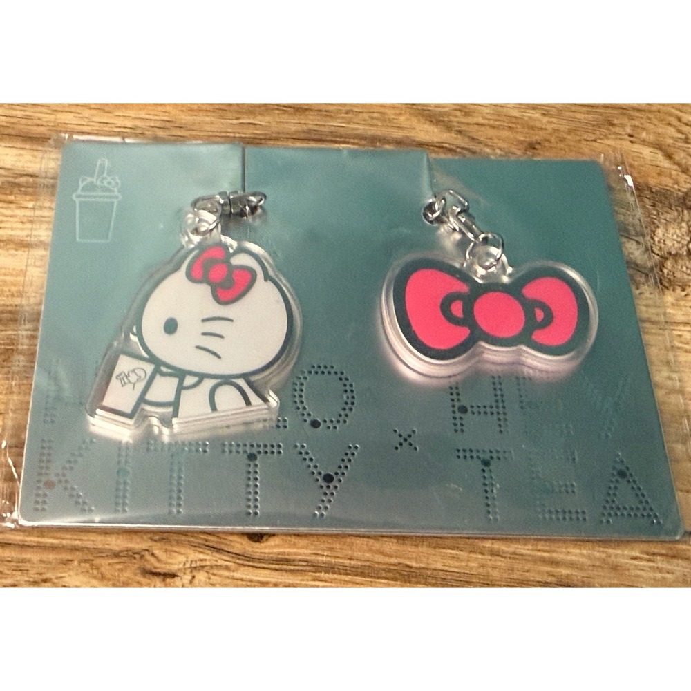 Sanrio Hello Kitty x Heytea Acrylic Charm Set Pink Bow Keychain China Exclusive